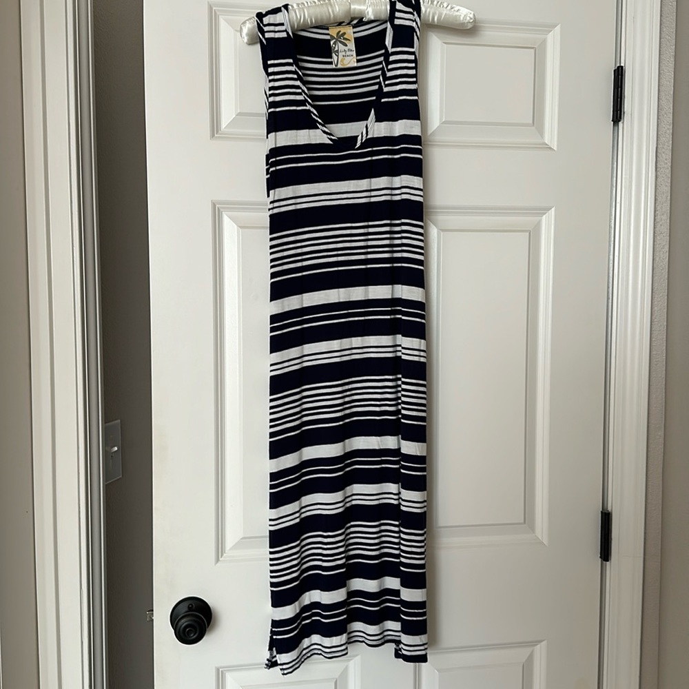 Lily Bleu Beach Midi Bathing Suit Coverup with Side Slits. Size S